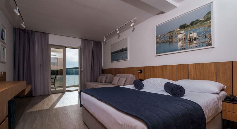 Beach Hotel Poseidon