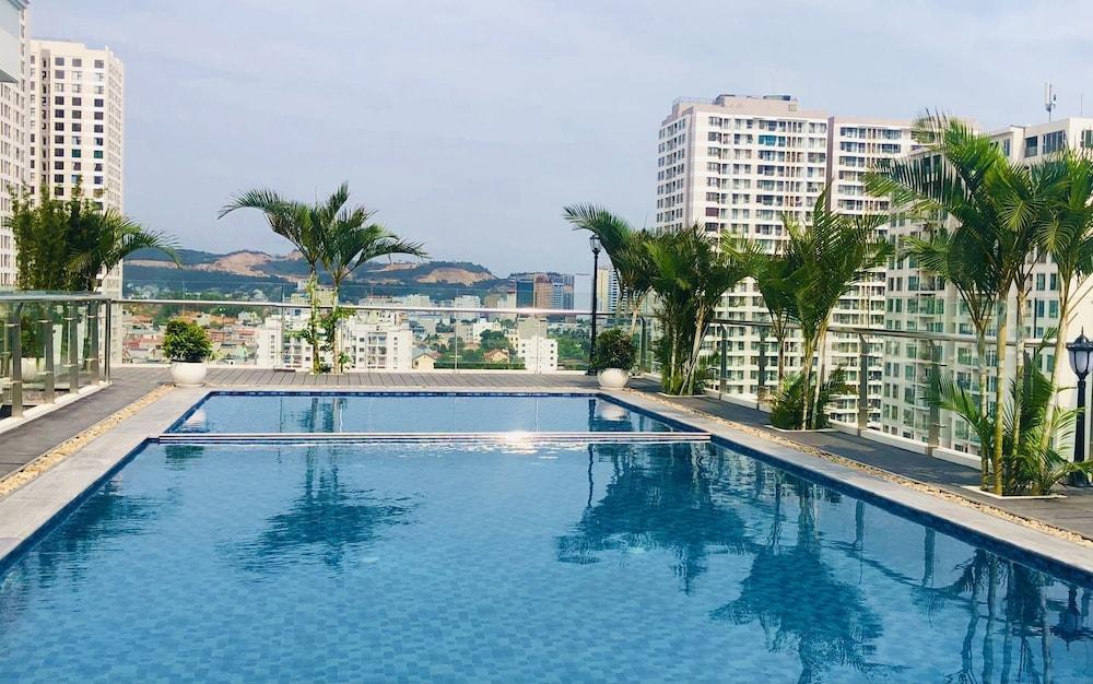 Halong Hideaway Hotel