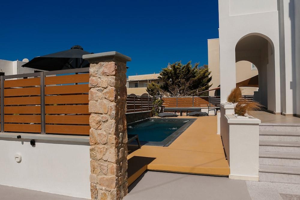The Z Private Villa Santorini