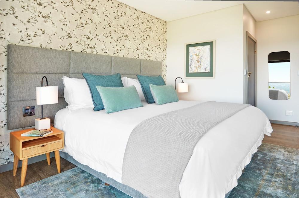 The Cliffside Boutique Getaway