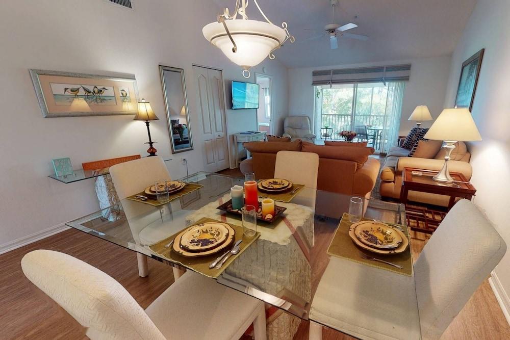 Hickory on the Golf Course