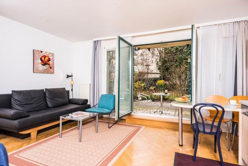 Gartenapartment Private Terrasse #h03