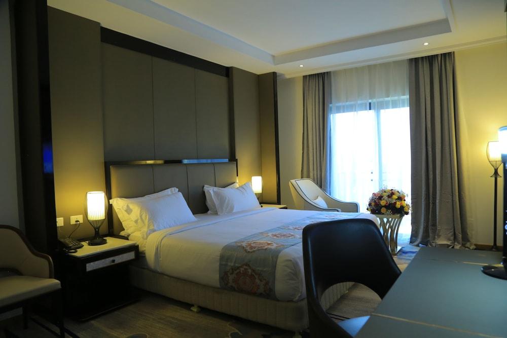 Check Inn Hotels - Addis Ababa