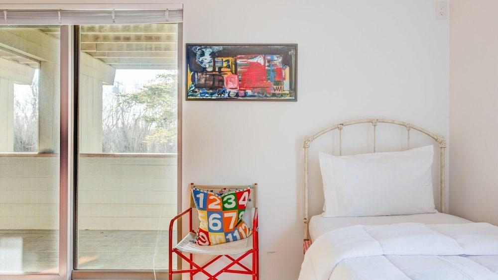 Bridgehampton Beach Walk