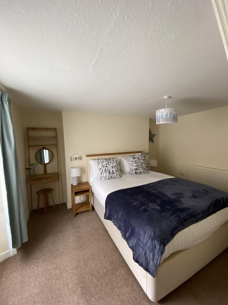 Delightful 3 Bedroomed Cottage in Llandudno