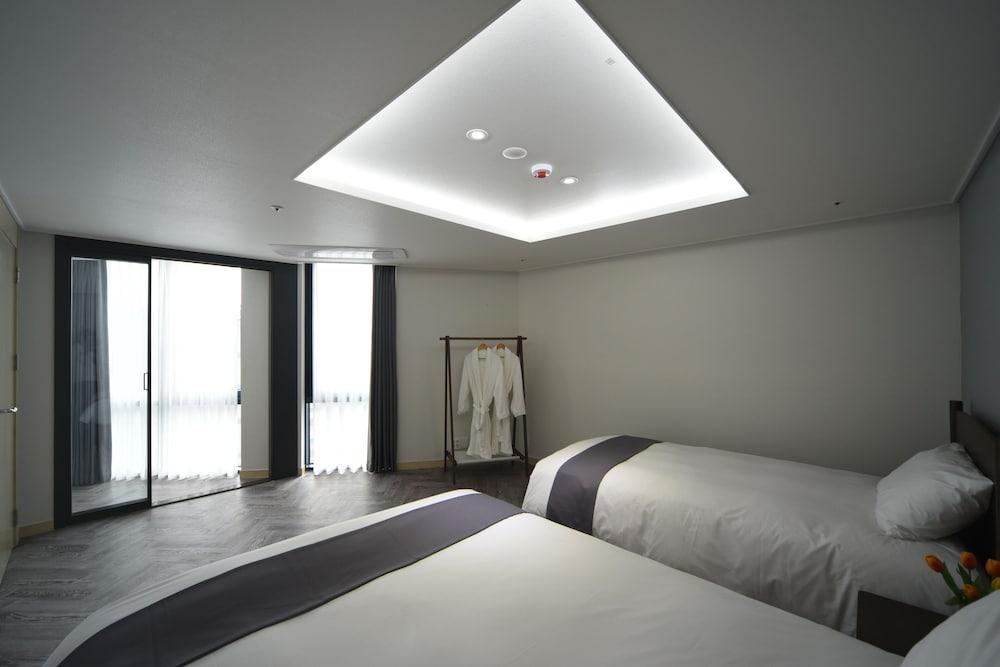 Haeundae Central Hotel