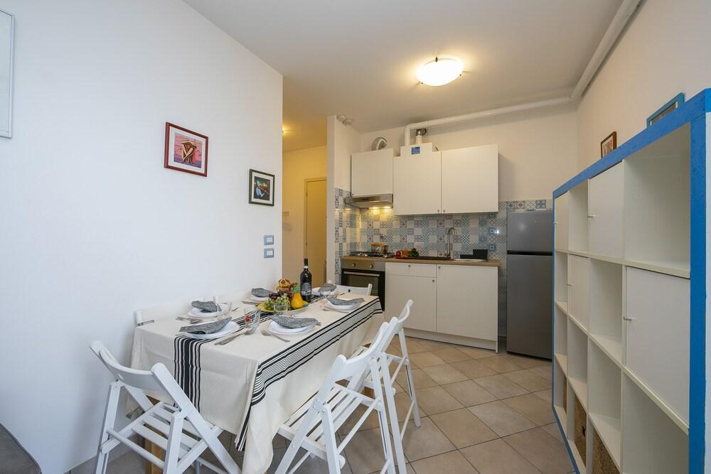 Casa Viola With Shared Pool sea View