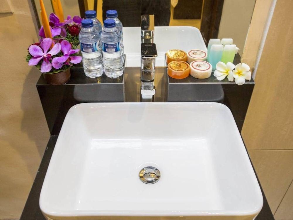 Pool Access Room At Kerobokan