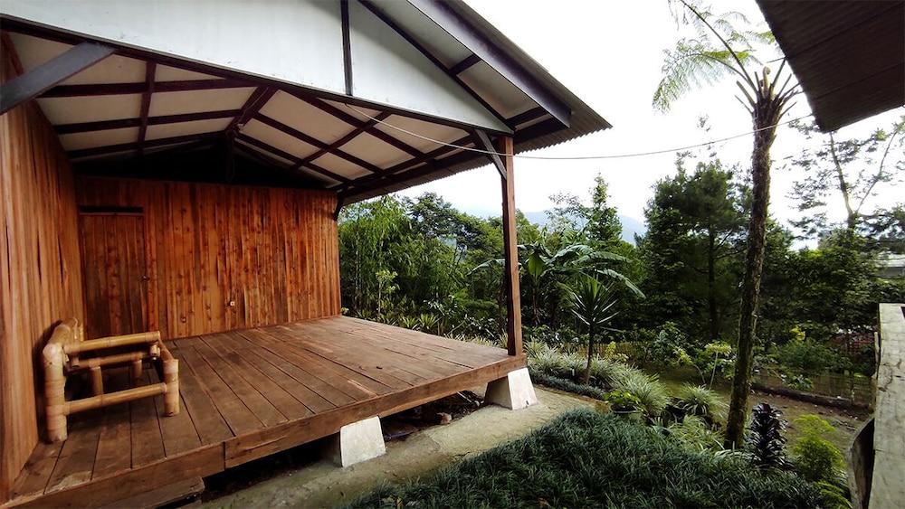 Villa Nirwana by Ruang Nyaman