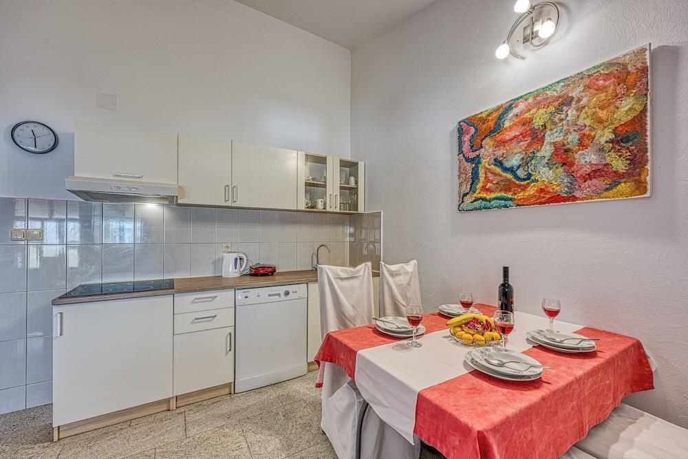 Turquoise Apartment Sea View