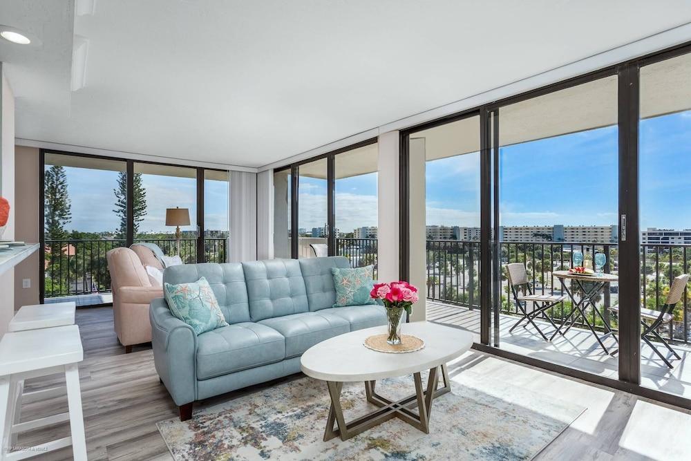 Our House At The Beach E-504