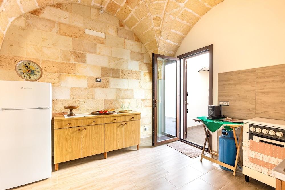 2192 Casetta di Adriana