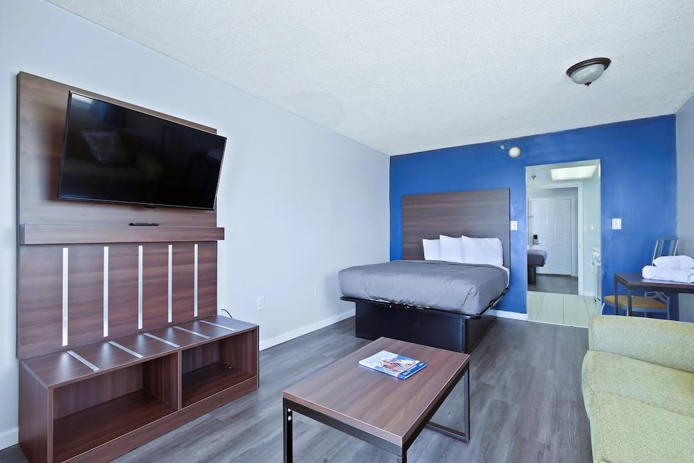 South Seas Ocean Front