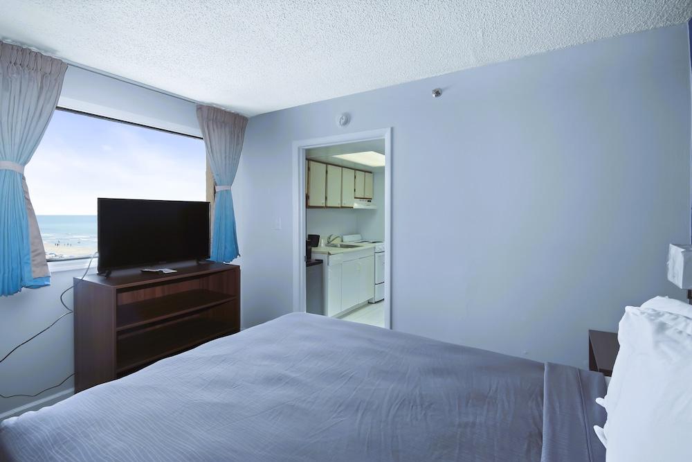 South Seas Ocean Front