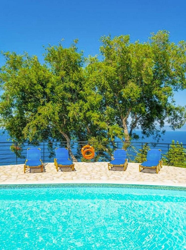 Villa Nefeli Large Private Pool Walk to Beach Sea Views A C Wifi Car Not Required - 2295
