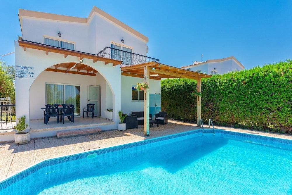 Argaka Sun Villa Tessera Large Private Pool Walk to Beach Sea Views A C Wifi - 2841