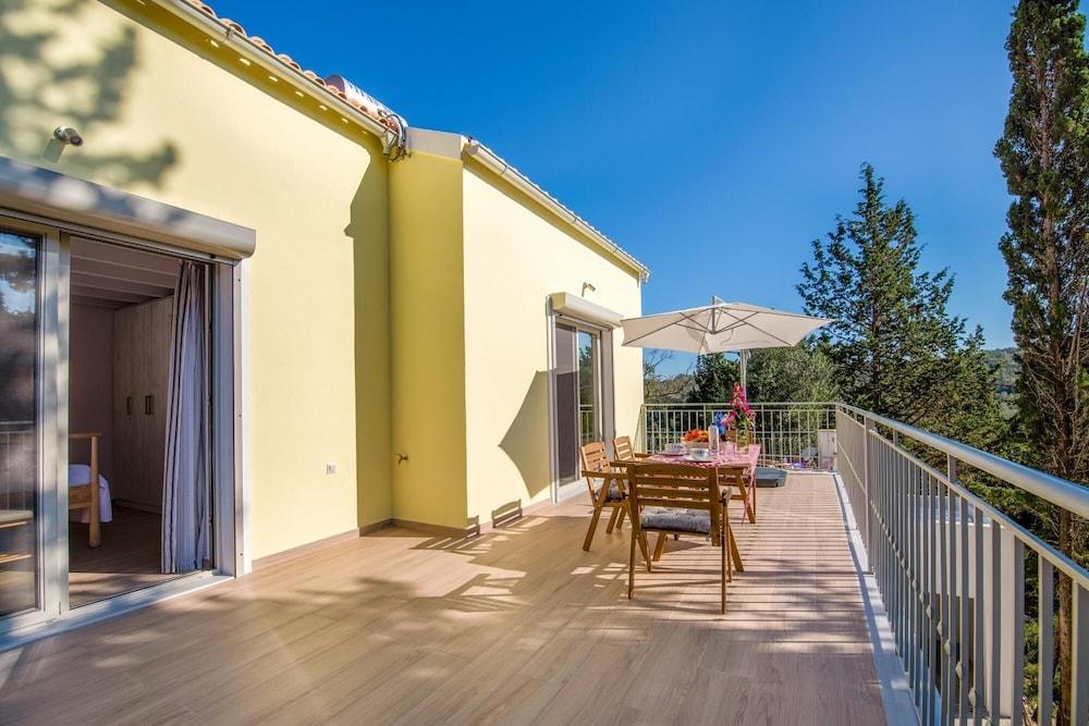 Villa Ifigeneia Swimming Pool Walk to Beach Sea Views A C Wifi - 3455