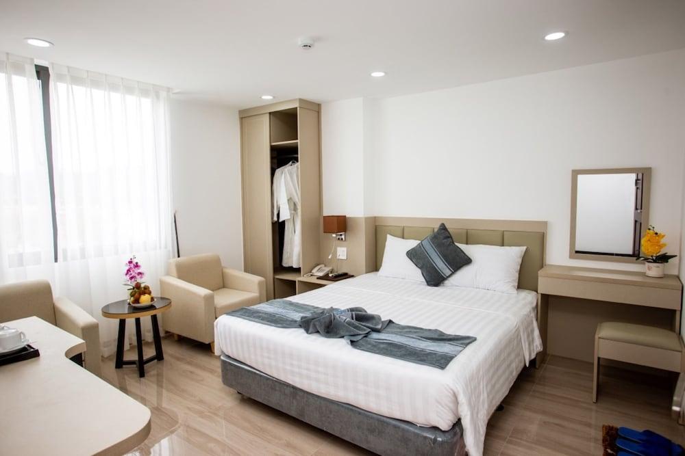 Blue Ocean Hotel & Apartment