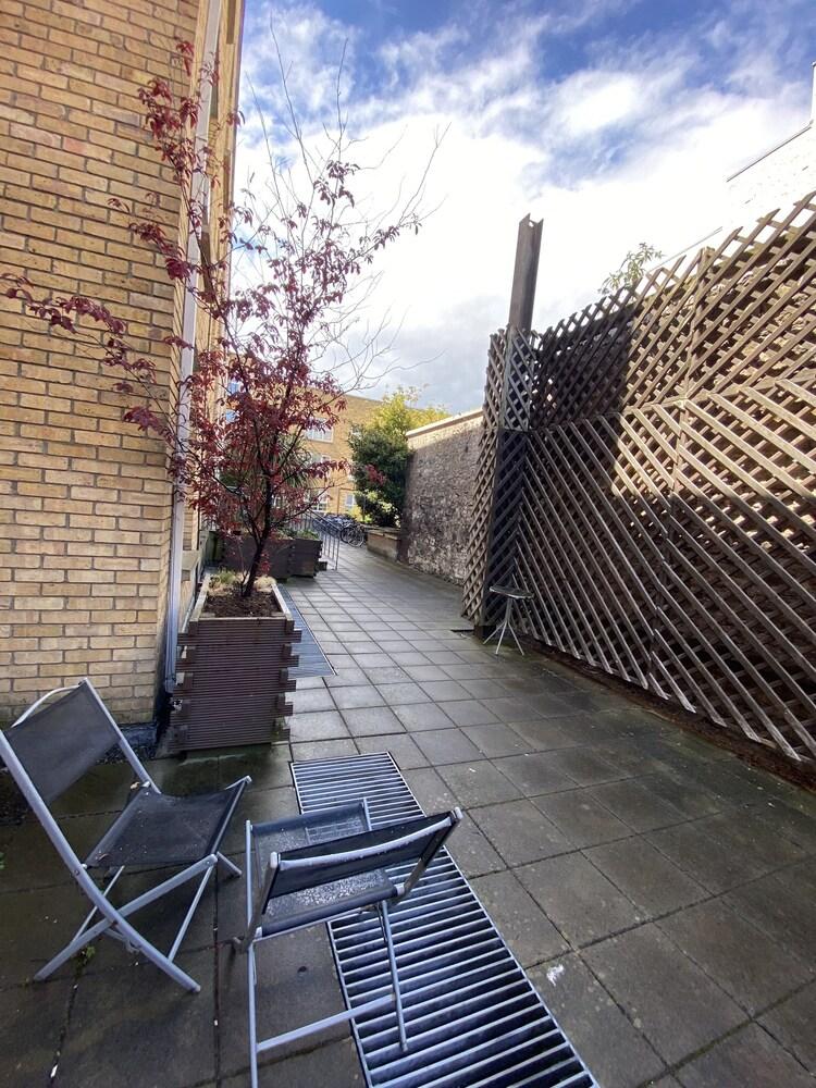 Two Bedroom City Centre Apartment