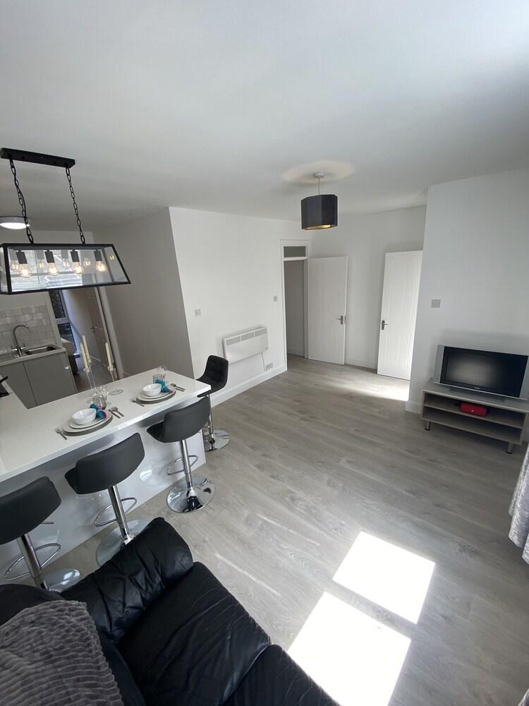 Two Bedroom City Centre Apartment