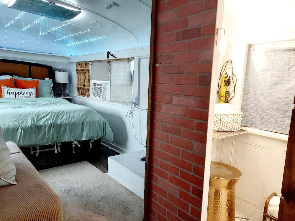 Bruiser Cozy Riverfront School Bus Pet Friendly