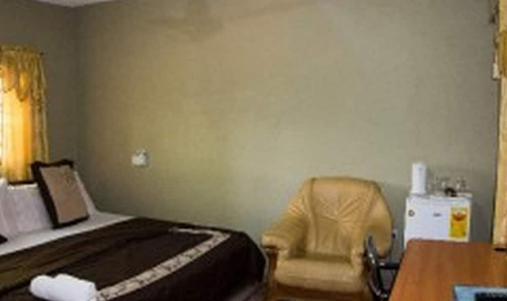 Telecentre Hotel - Double Room
