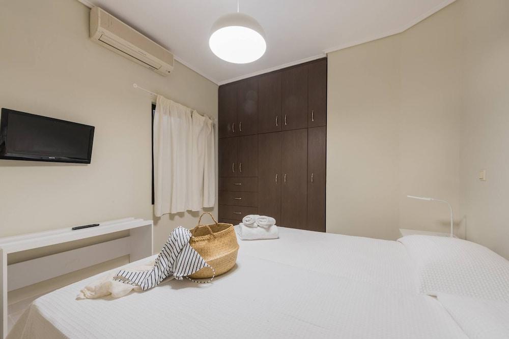 Phoenix Apartments - Alpha1