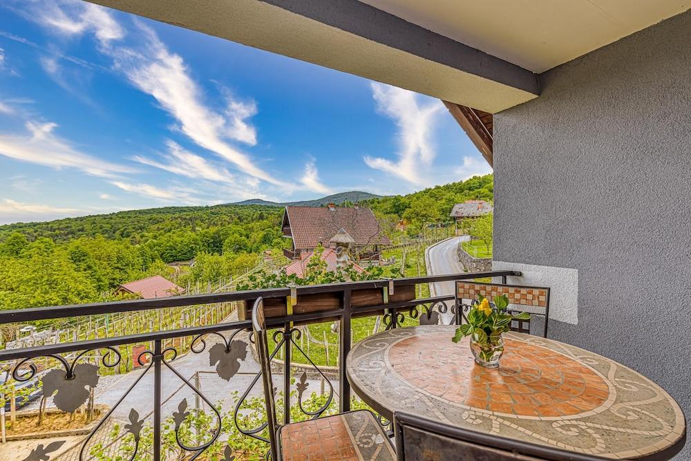 Vineyard Homestead Vrtin