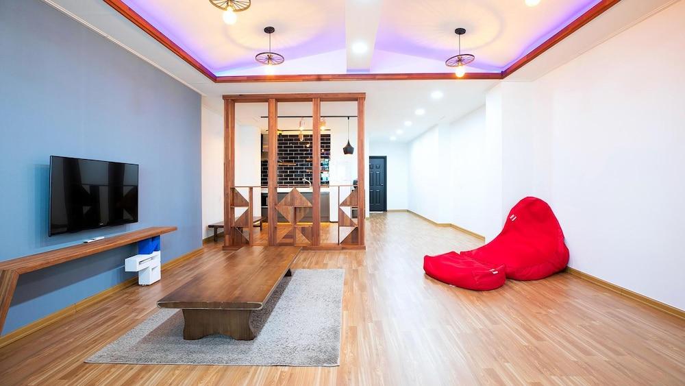 Geoje Big Sol Pension