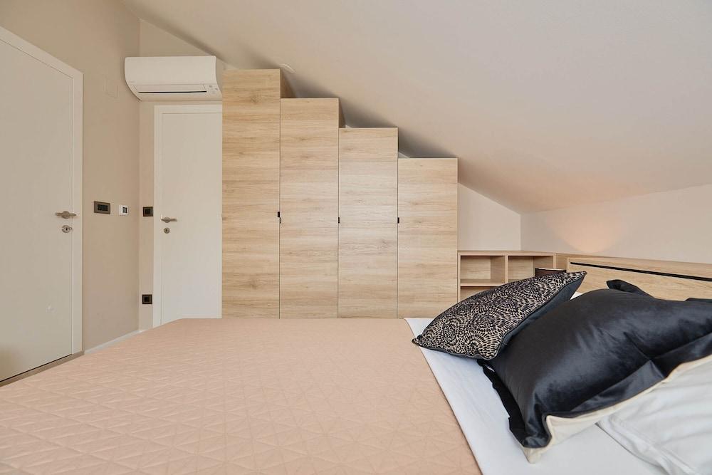 Hedera Estate, Hedera A32