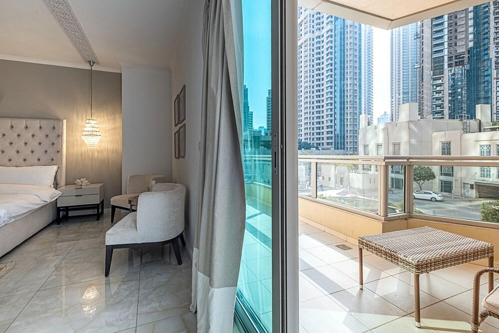 Gorgeous 3 bed at Burj Residences