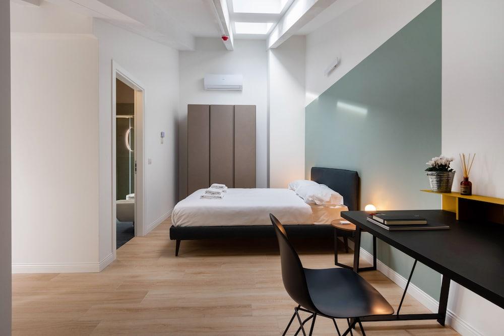 Domo Premium Apartments - Trieste Mazzini