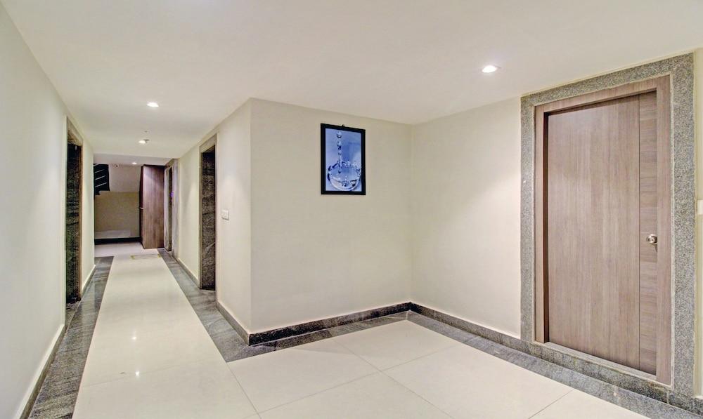 Treebo Asl Prime, Gariahat