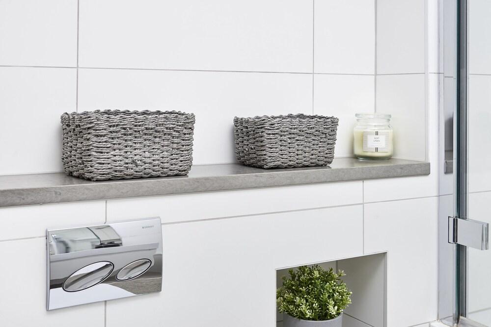 Ida Pod Places - New Cross Gate