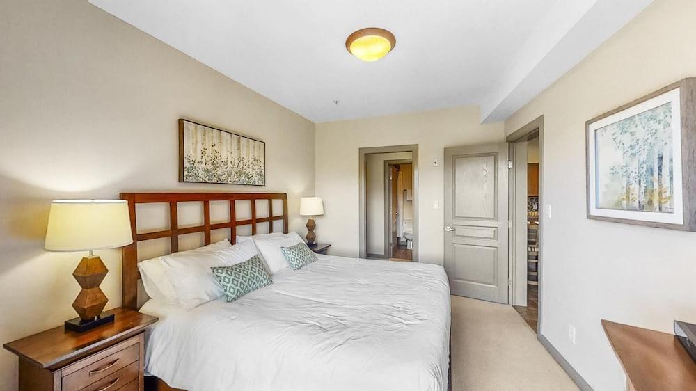 Fourth Floor Delight at Playa #451