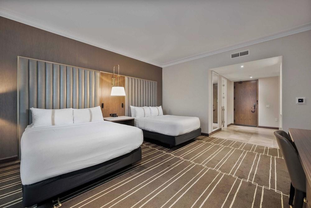 The Sutton Place Hotel Toronto