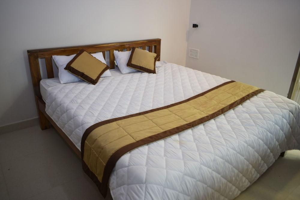 Hotel Rani and Rani Residency