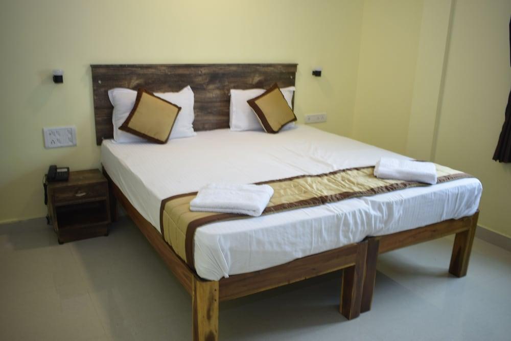 Hotel Rani and Rani Residency