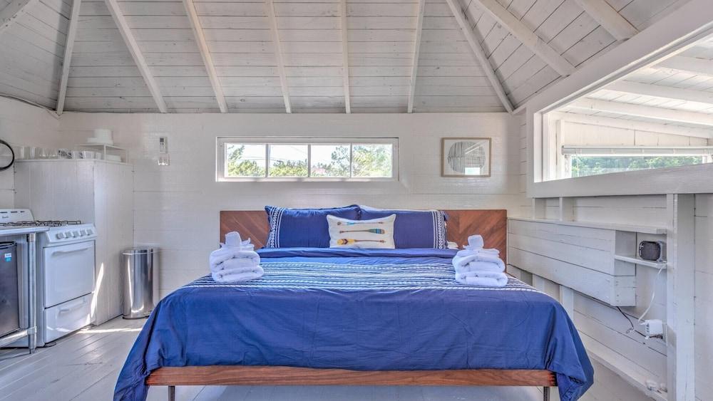 Bungalow 5 - 1br, Water View