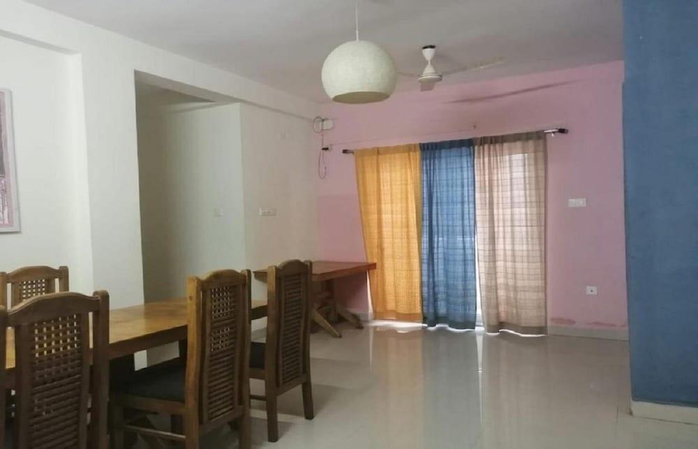 Evlewt Service Apartment