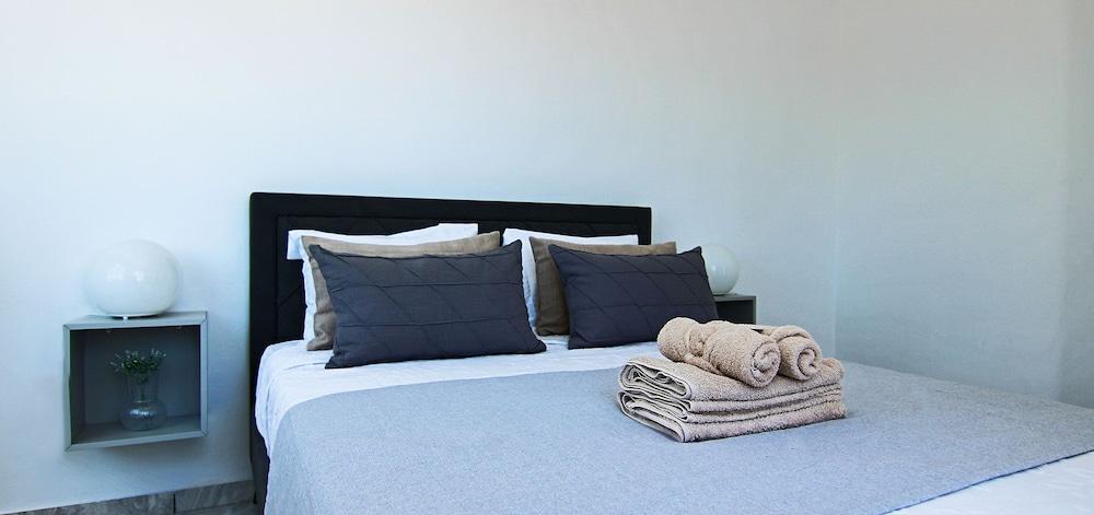 Phaedrus Living- Seaside Lighthouse 74