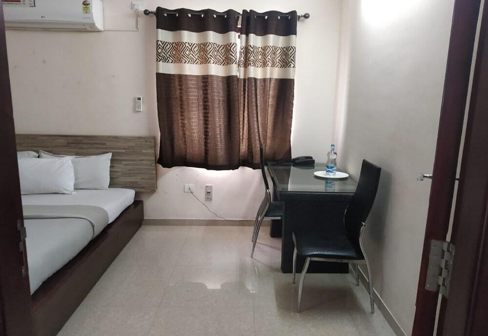 Park Service Apartment