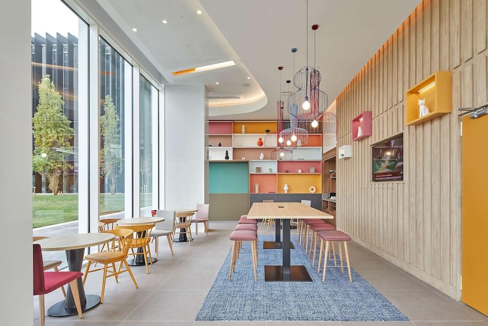 Hampton by Hilton Barcelona Fira Gran Via