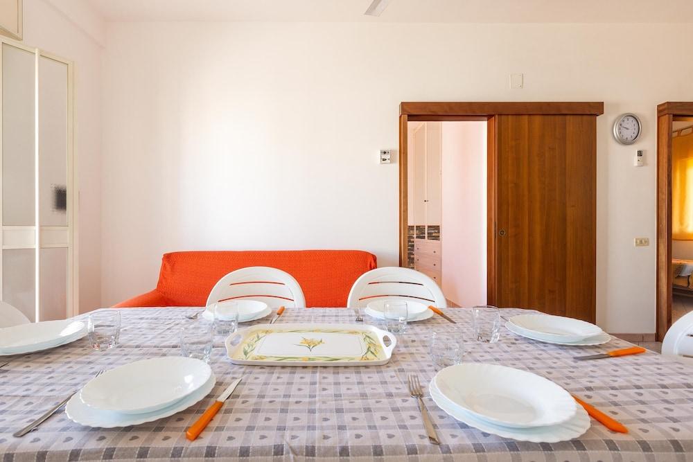 1930 Residence La Primula