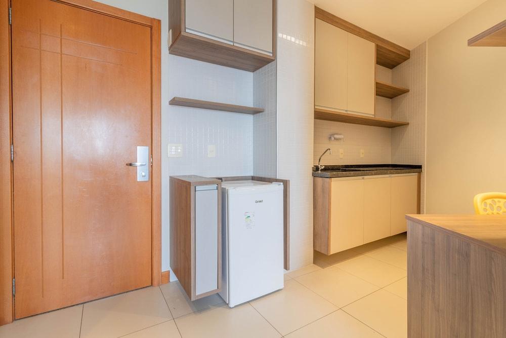 CA01 Flat 500m from Salvador Shopping