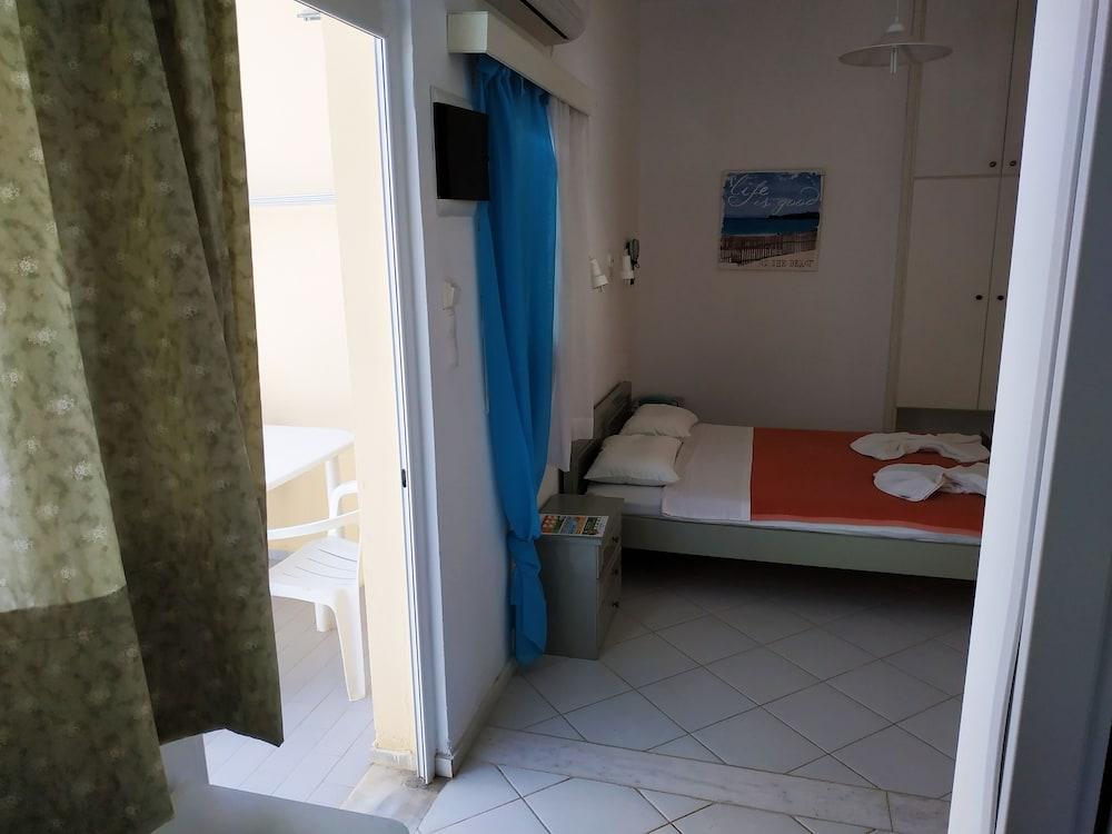 A Studio With Balcony