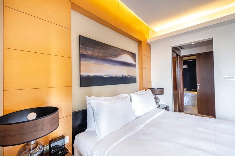 Stunning Studio at The Address Dubai Mall