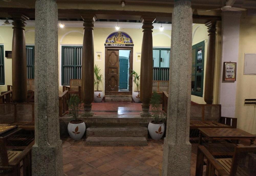 Saradharam Heritage Hotel Lakshmi Vilas