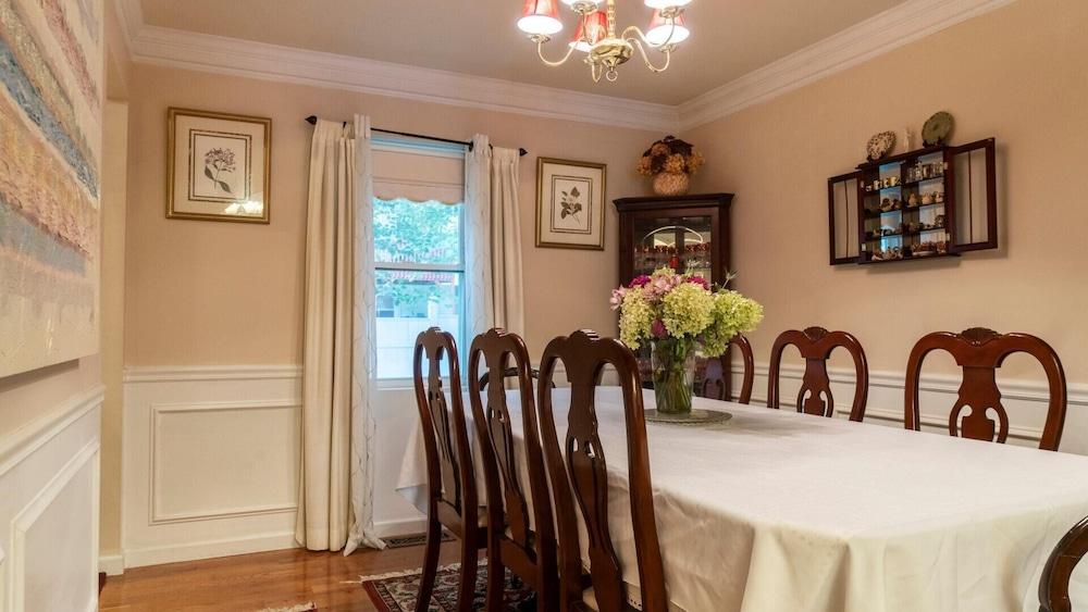 High Street Hideaway