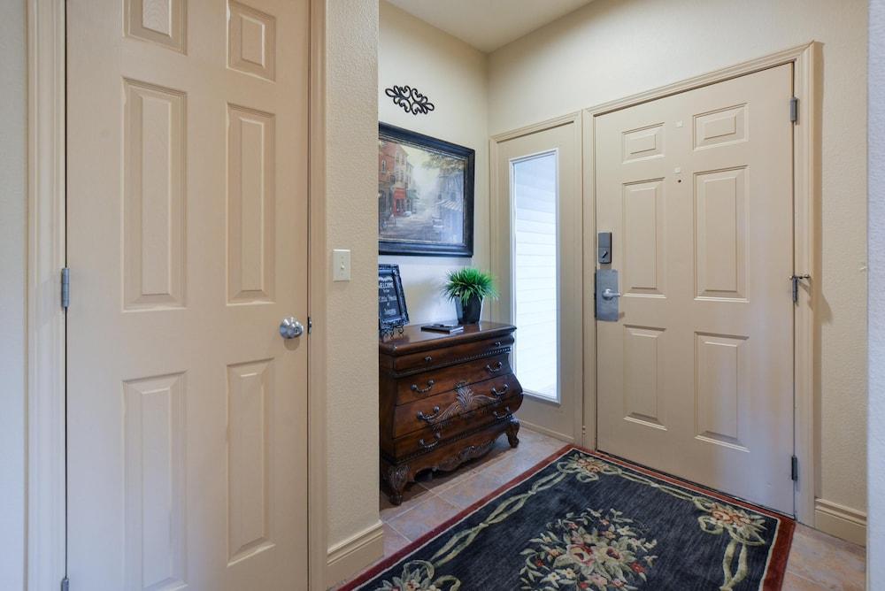 Little House at Tuscany